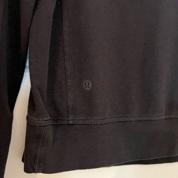 Lululemon Cropped Long Sleeve Top - Picture 3 of 3